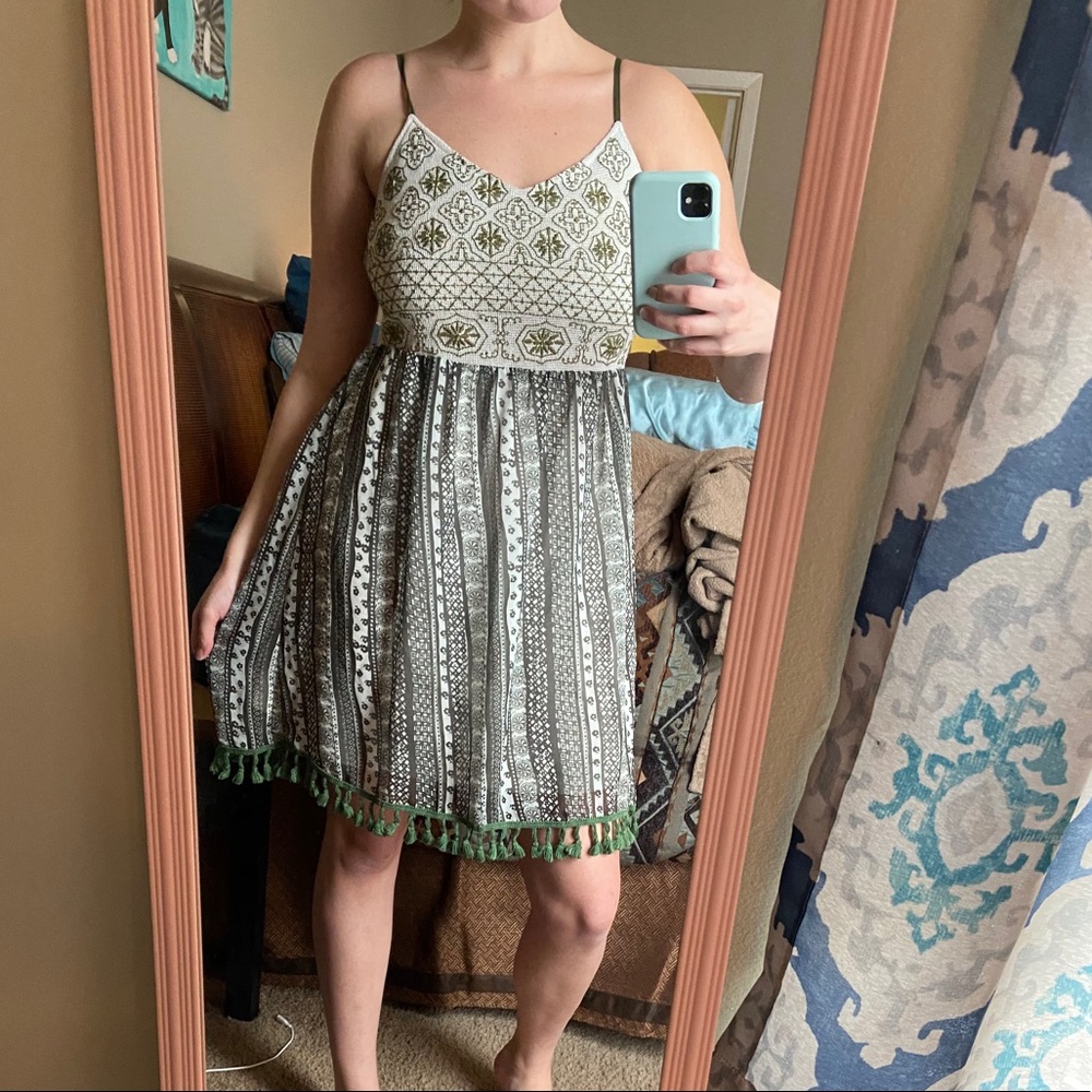 Green and cream patterned mini dress size L